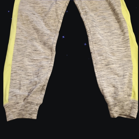 Perfect Jogger Pants - Picture 8 of 9